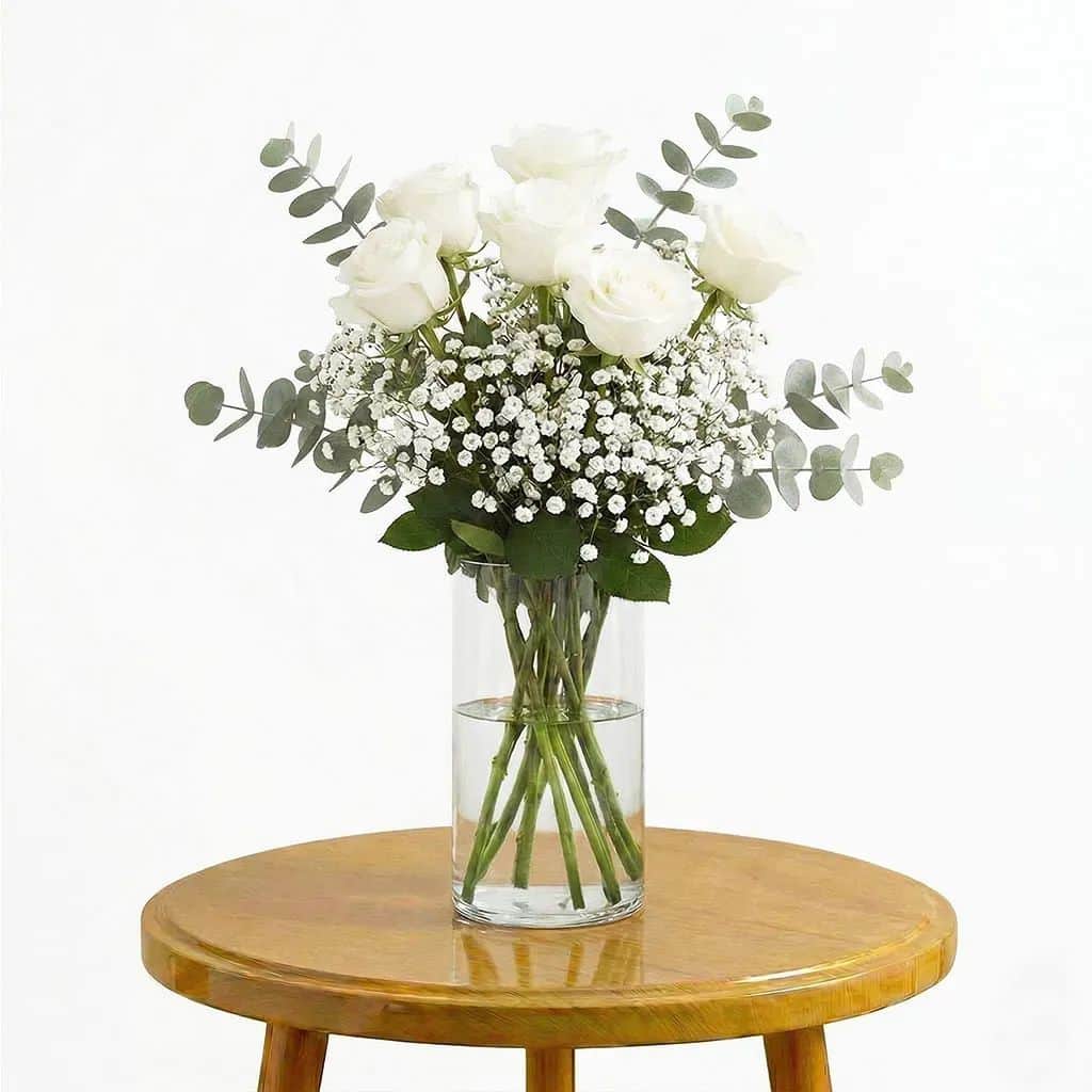 6 White Roses