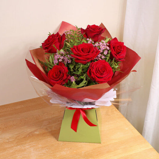 Scarlet Six Giftbag