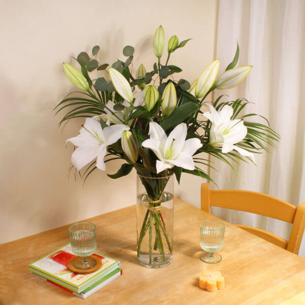 Snow Lily Bouquet